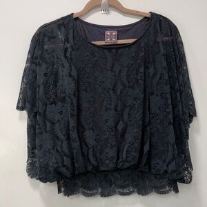 FREE PEOPLE TOP WOMEN DARL GRAY LACE OVERLAY KIMONO SLEEVE ELASTIC